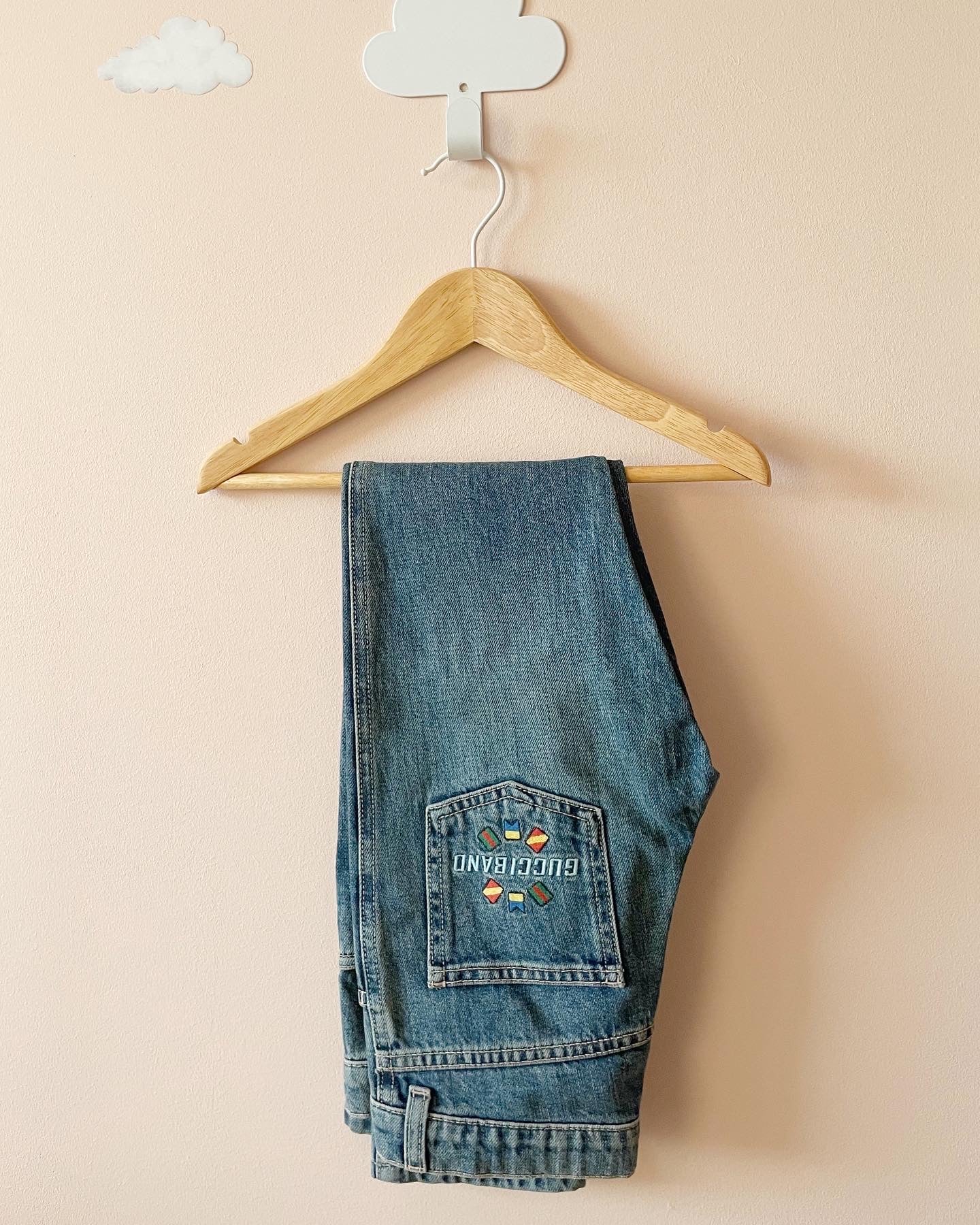 Ljusblå jeans - Gucci strl. 128