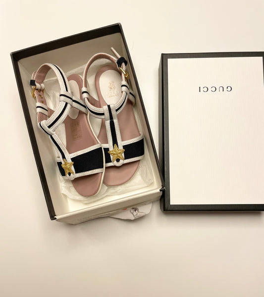 Marinblåa sandaler med guld stjärnor - Gucci strl. 25